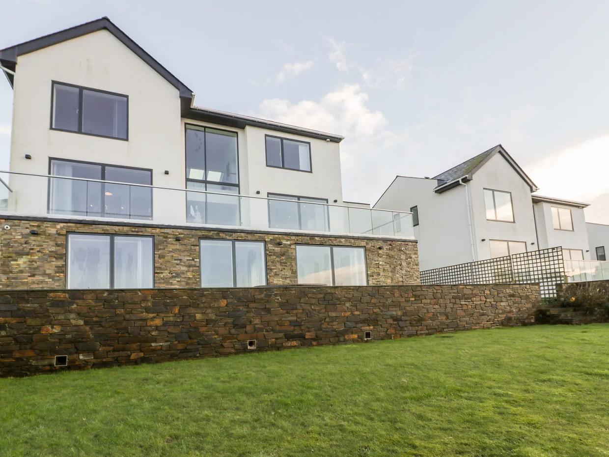 Seascapes holiday property in Polruan