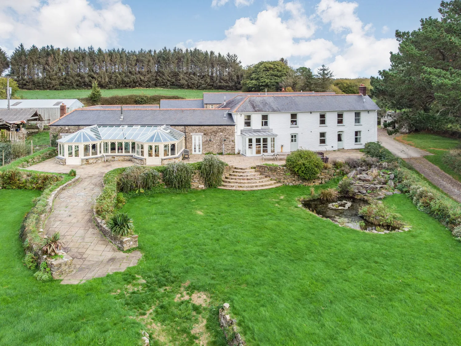 Large Cornwall holiday property supported by South West PCM